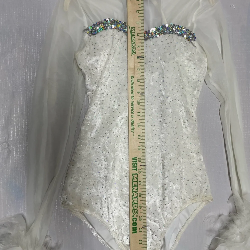 Vintage 1980’s Sparkling White Women’s Costume with Feather Accents - Picture 3 of 5